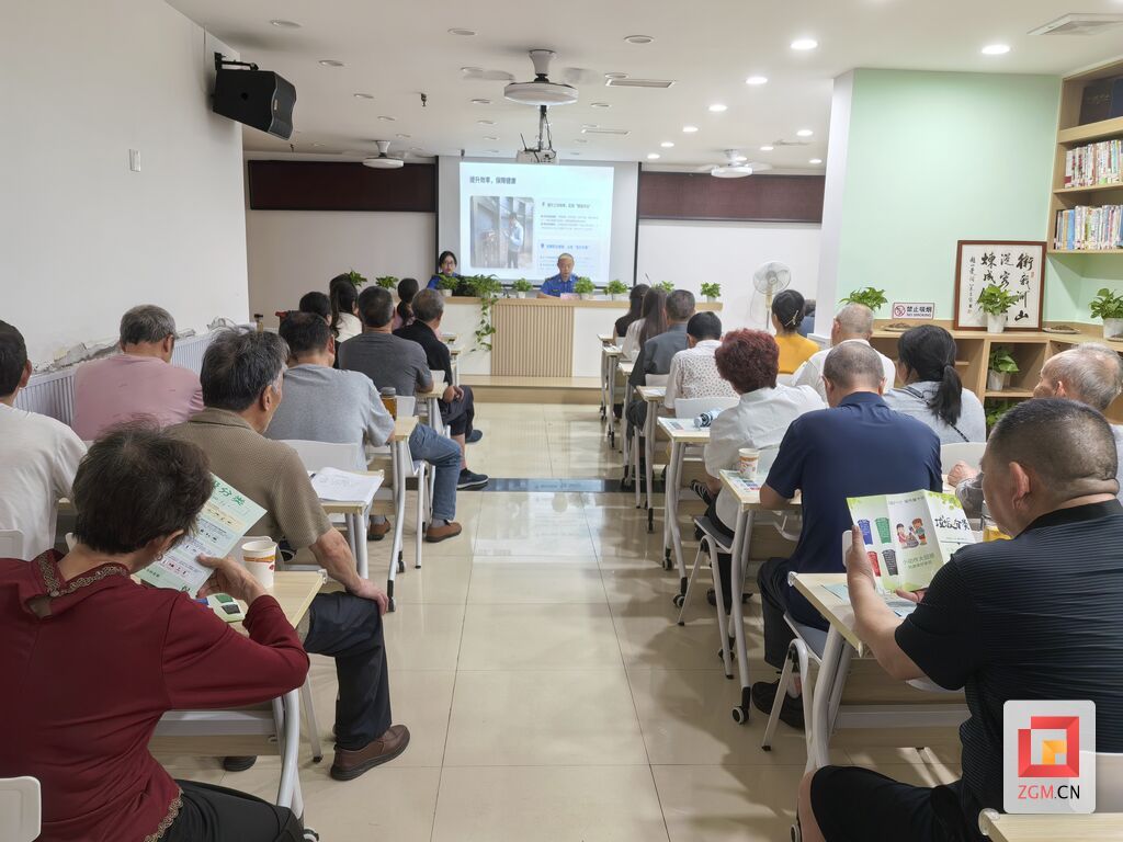 进社区宣传1.jpg