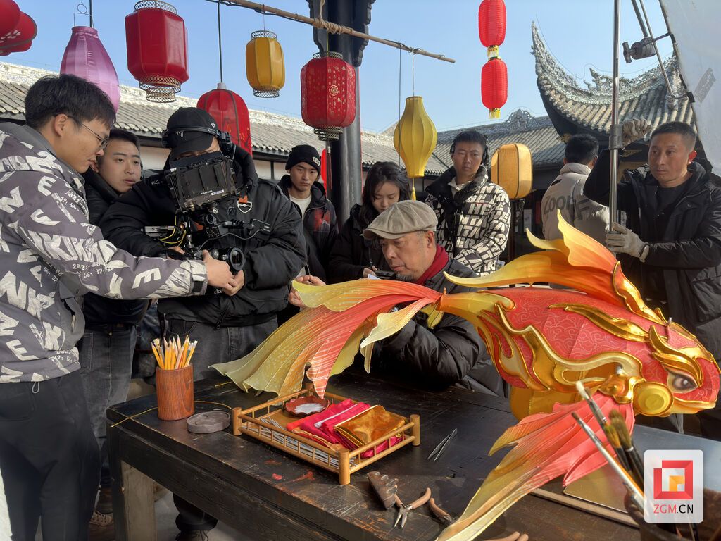 万松涛-大话西游2鱼灯制作现场.jpg