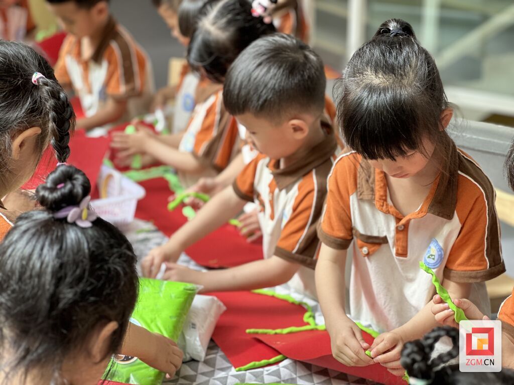 自贡市市级机关幼儿园3.jpg