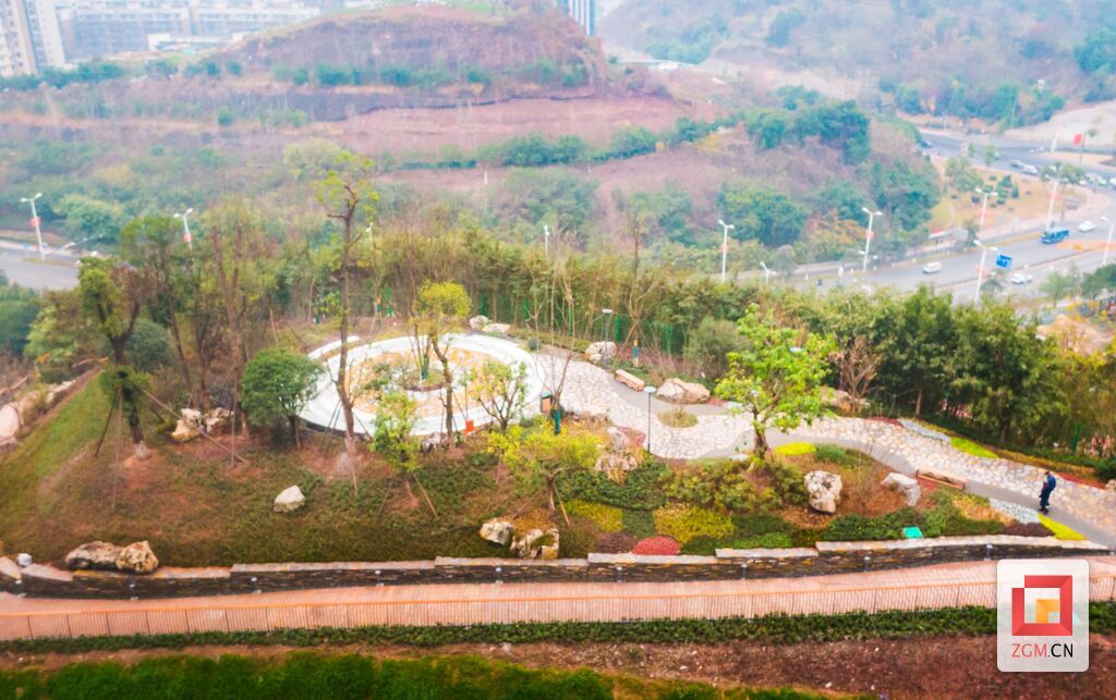 鳶山公園.jpg