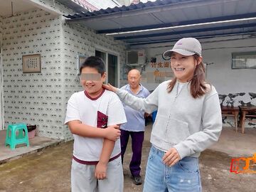 爱在身边——龙泉驿区“爱心妈妈”结对帮扶纪实