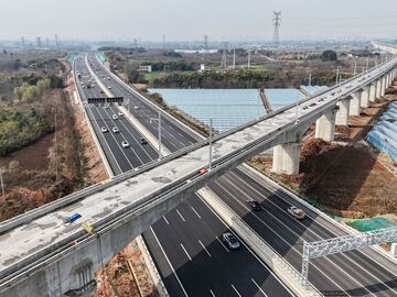 首席记者谈首季经济丨以钉钉子精神打好开局之战——四川首季经济观察