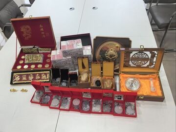 “高价回收”直播间雇人上演“诈骗连续剧”，“托儿”每天报酬200元