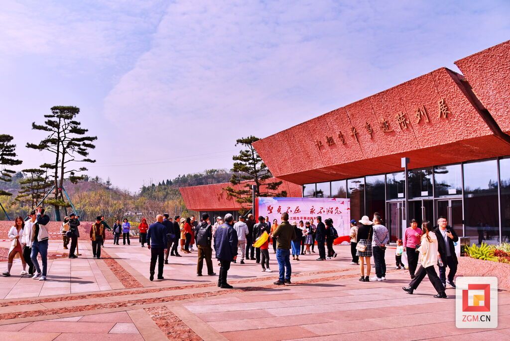 2023.2.26-广大市民走进江姐故里红色教育基地 杨福海拍摄.JPG