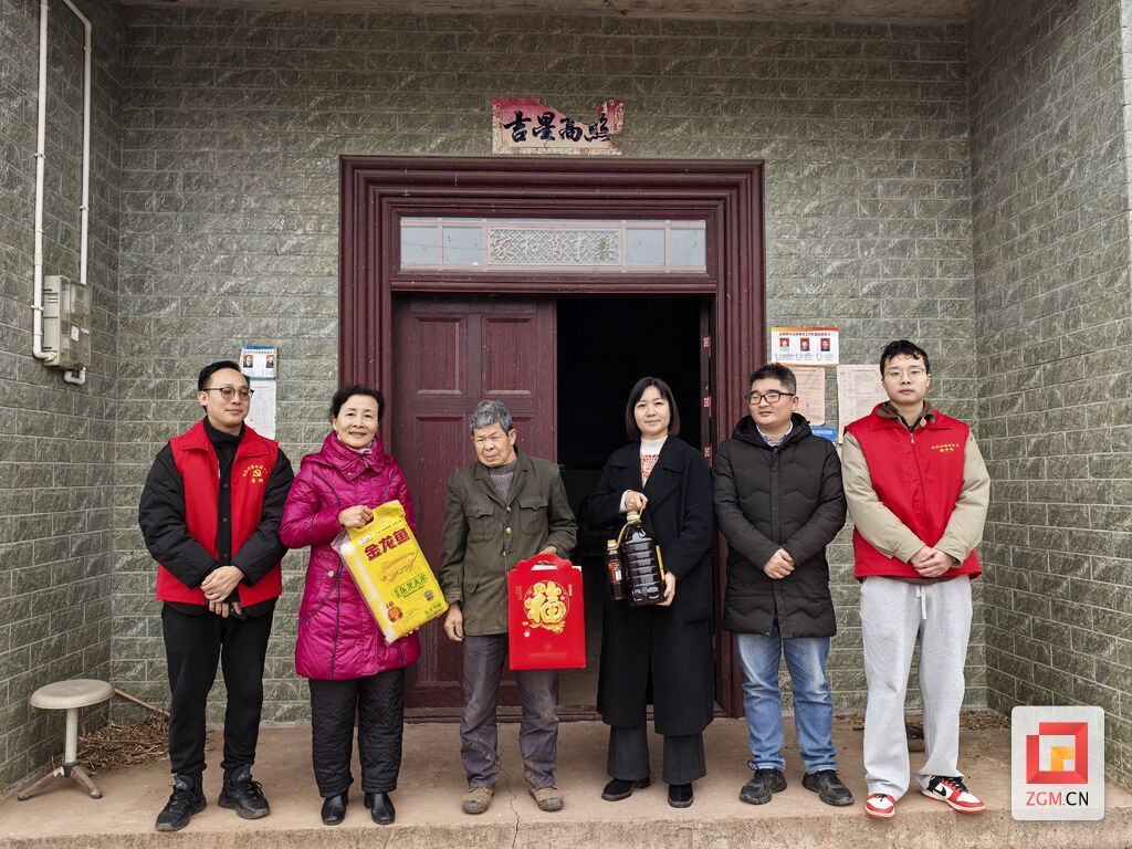 四川卫生康复职业学院调研组赴古佛镇指导定点帮扶工作.jpg