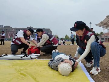 自贡市举行2025年自然灾害卫生应急演练