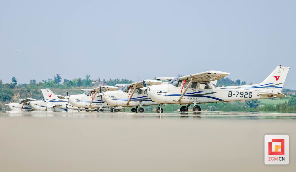 自贡航空产业园 宋姿熠摄.jpg