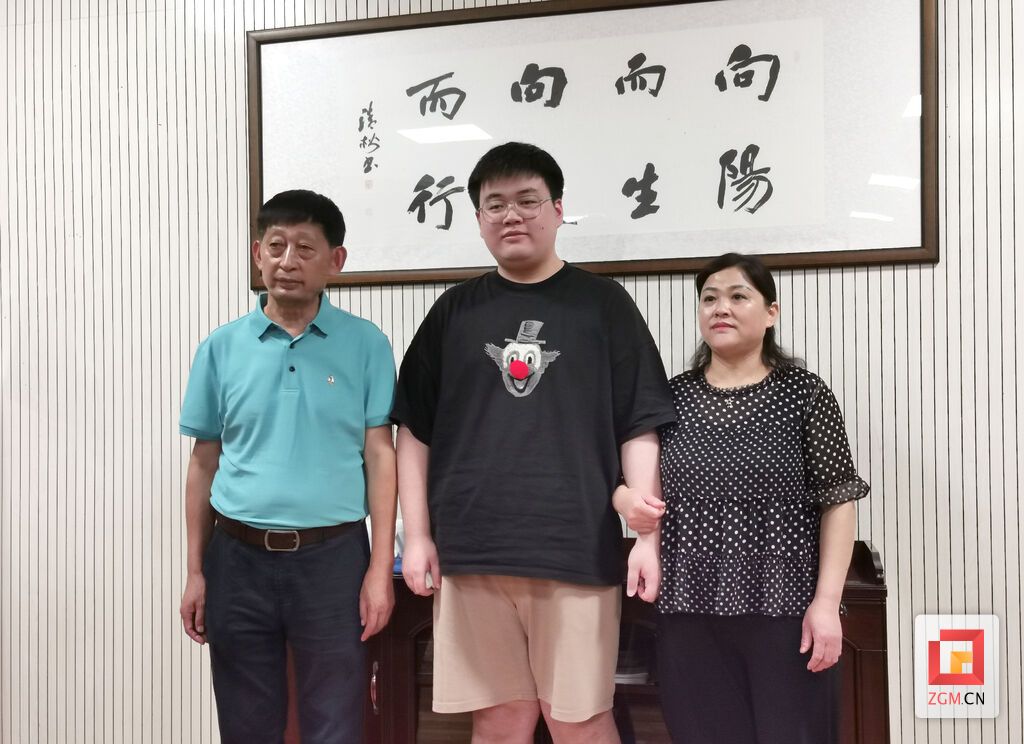 下載圖片 (2).jpg