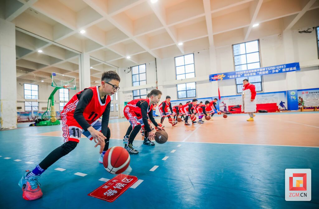 整齐划一 记者 宋姿熠 摄.jpg