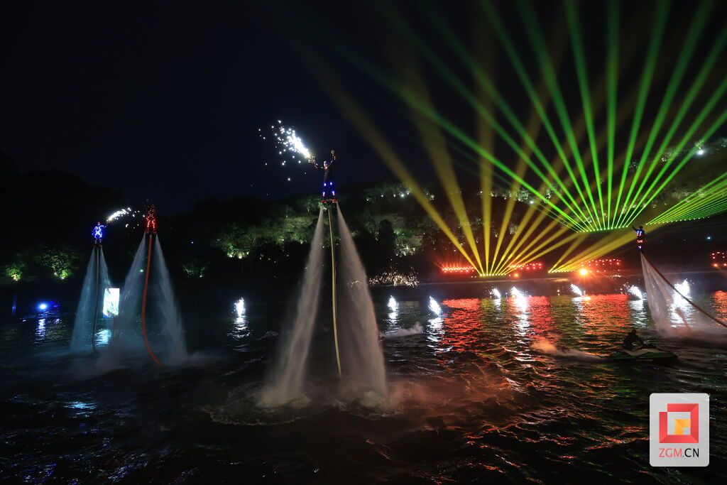 夜游釜溪.jpg