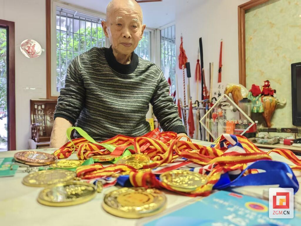 邓善昌近照 记者 张才 摄.jpg