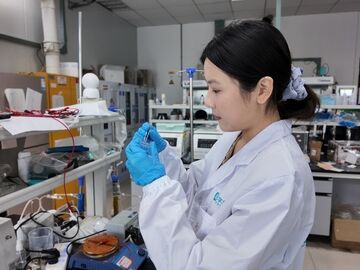 一粒“微尘”直击肿瘤，在实验中让肿瘤体积缩小97%
