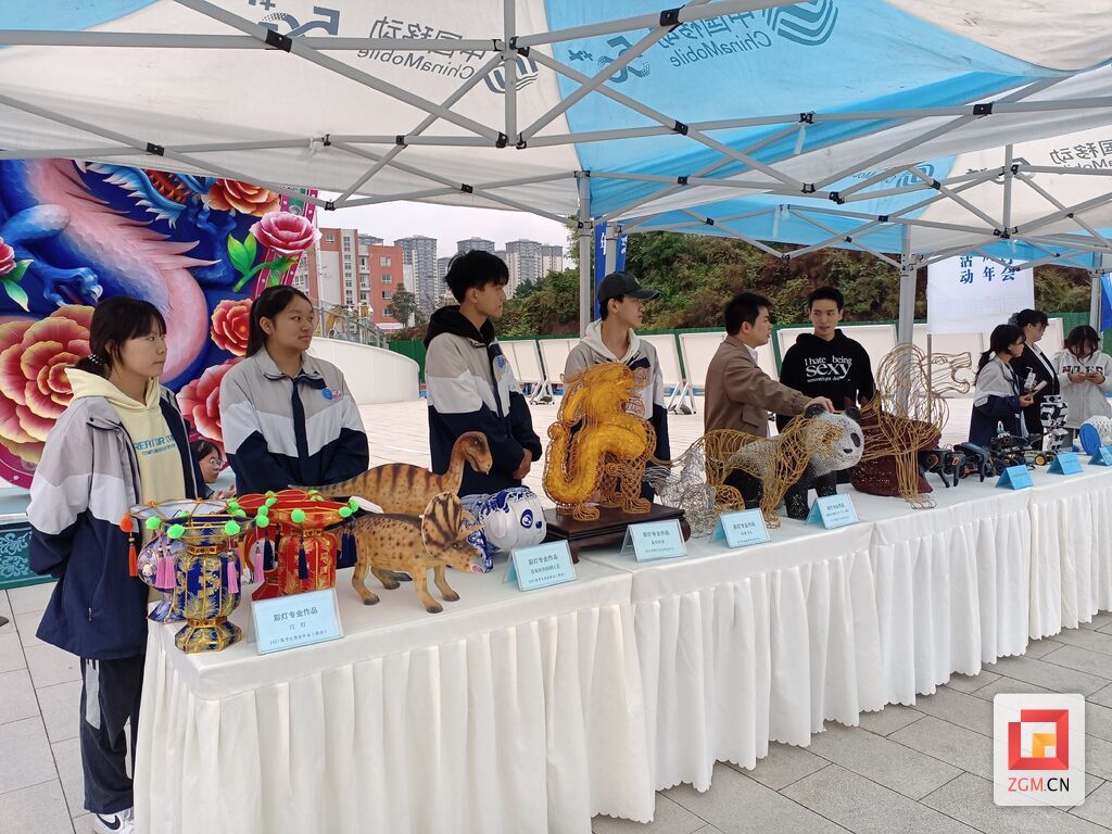 彩灯专业作品展示 记者 陈凡逸 摄.jpg