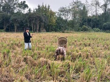 鏡頭關(guān)注鄉(xiāng)村老人，粉絲破百萬(wàn)，主播“大森子”籌辦萬(wàn)人壩壩宴答謝
