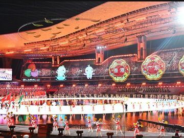 身高超2米 全运会四川省体育代表团旗手就是他