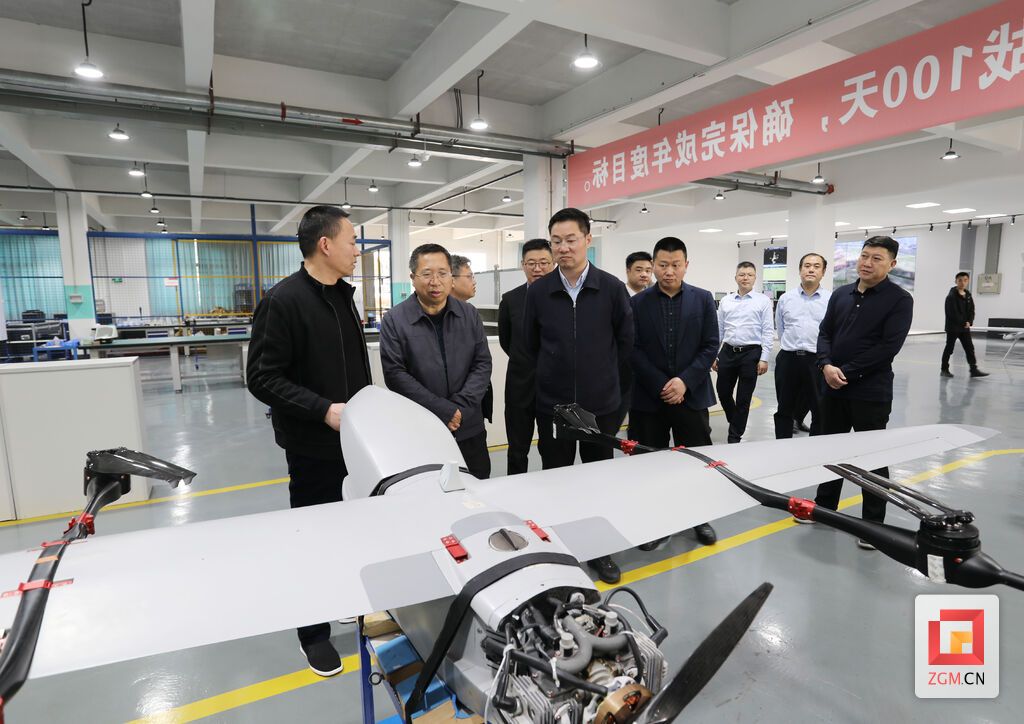 省委編辦主任、省委組織部副部長陳忠義調(diào)研自貢航空產(chǎn)業(yè)園區(qū)管理情況 (2).JPG