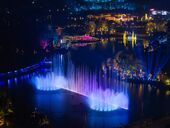 龙湖公园灯光秀