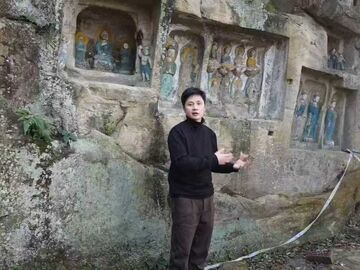 这个五年“蜀”与我 | 从敦煌守护人到巴蜀行者：90后画家杨翻的民间文保路