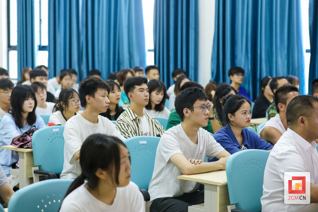 AR8A7937.jpg