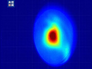 硬X射线自由电子激光装置实现首次出光