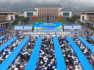 这场秋招累计发布岗位2万余个，全省高校1.2万余名毕业生奔赴求职