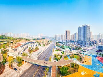 【图赏盐都】华商西广场：以五彩运动点燃活力　用空中长廊连接绿意