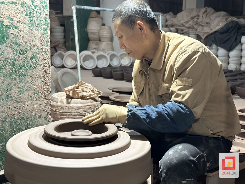 大丰村陶业.jpg