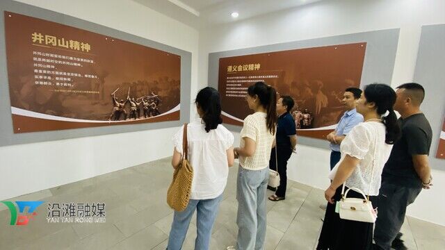 49edee941eb5564acc3d7160cb3a3e86.jpg