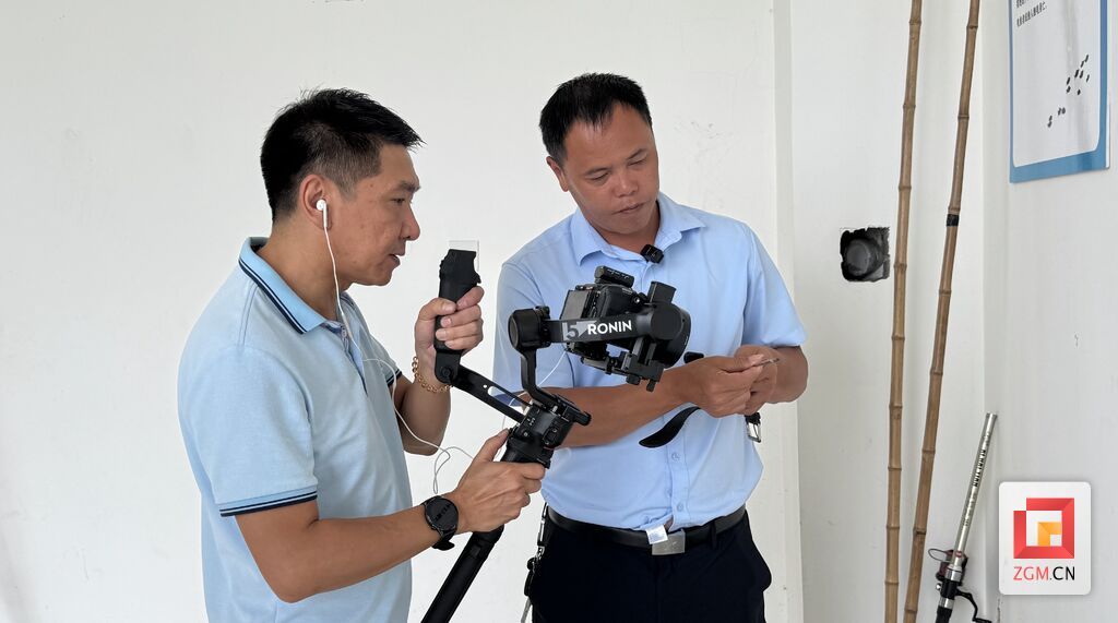 4、拍摄非法捕捞工具.jpg