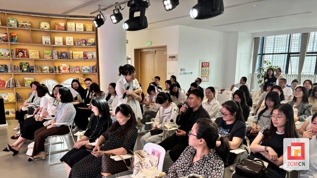 下载 (1).jpg