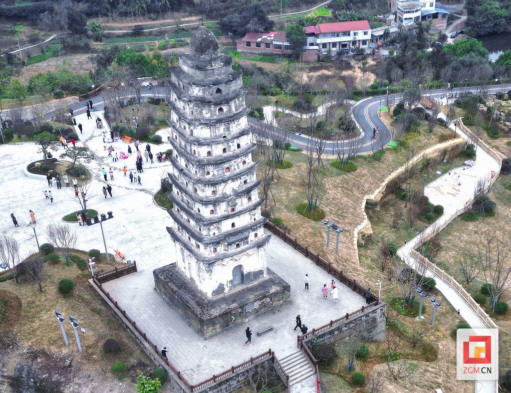 榮縣白塔.jpg