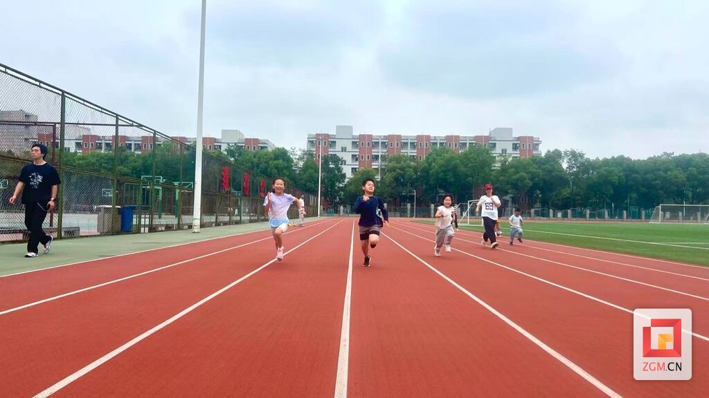 下载 (2).jpg
