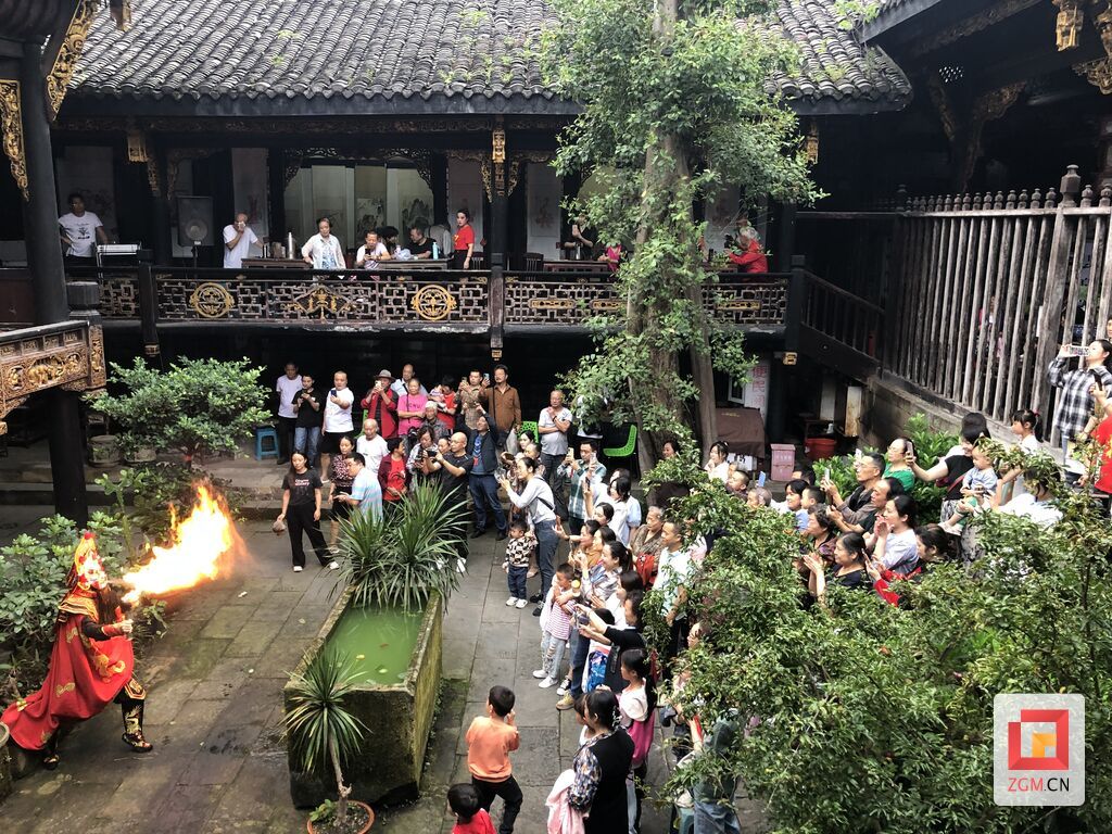 2023年中秋國(guó)慶首屆自貢貢井老街·河街民俗文化旅游節(jié).jpg