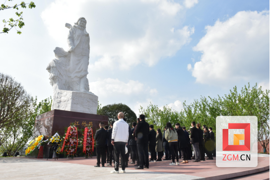信息—市委組織部開展”緬懷革命先烈 傳承紅色基因“主題黨日活動114.png