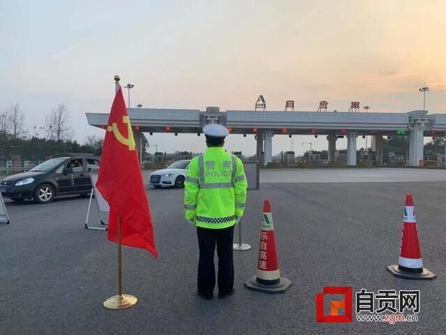 交警3.jpg