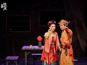 黄磊、何炅等领衔 《暗恋桃花源》经典版陪蓉城观众过端午