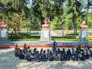自贡开展清明祭英烈“铭记·不朽的丰碑”主题活动
