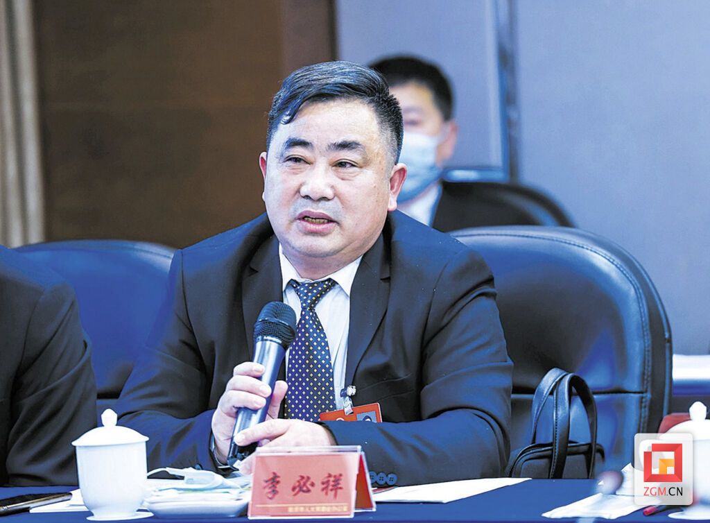 李必祥.jpg