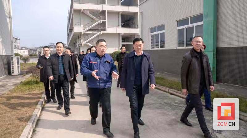 下载图片 (1).jpg