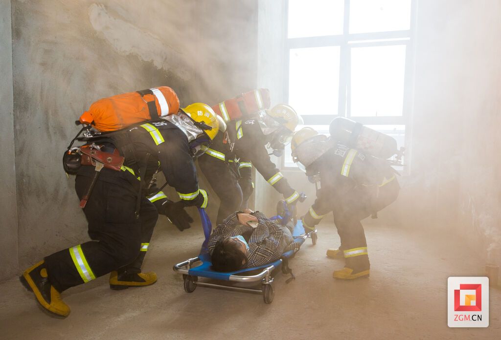 华商世纪汇2021年度消防综合实战演练现场