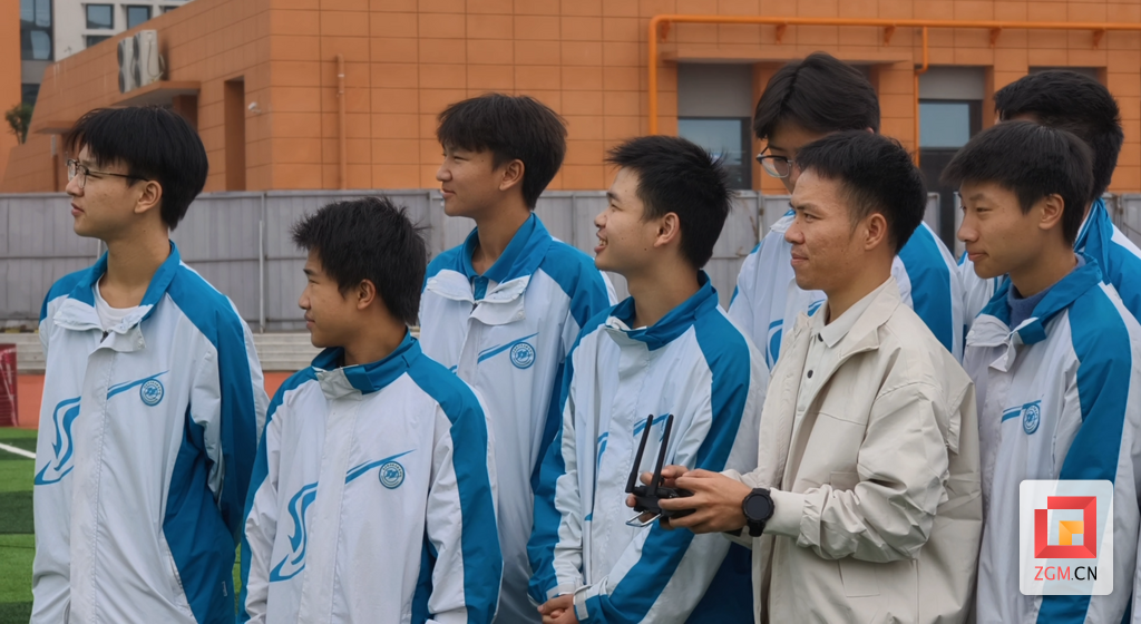 屏幕截图 2025-11-18 133835.png