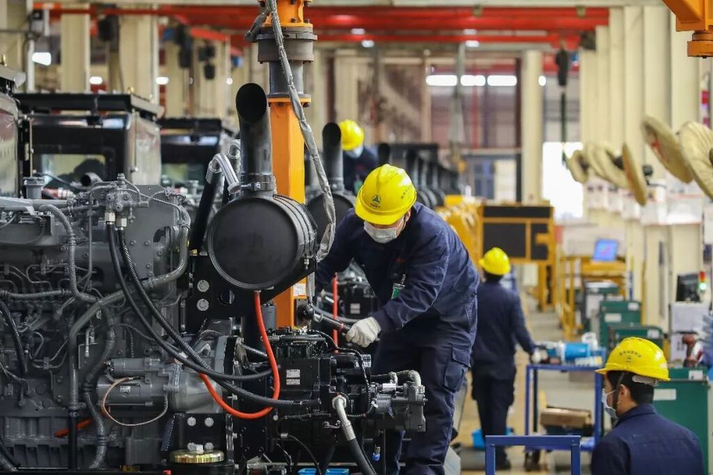 三一重工生产线