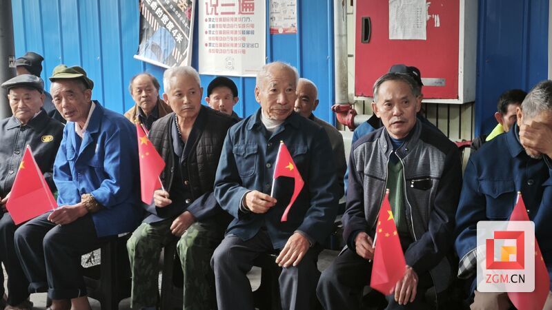 富顺县永年镇开展“孝满永年 德润人心”重阳志愿服务活动（9）.jpg
