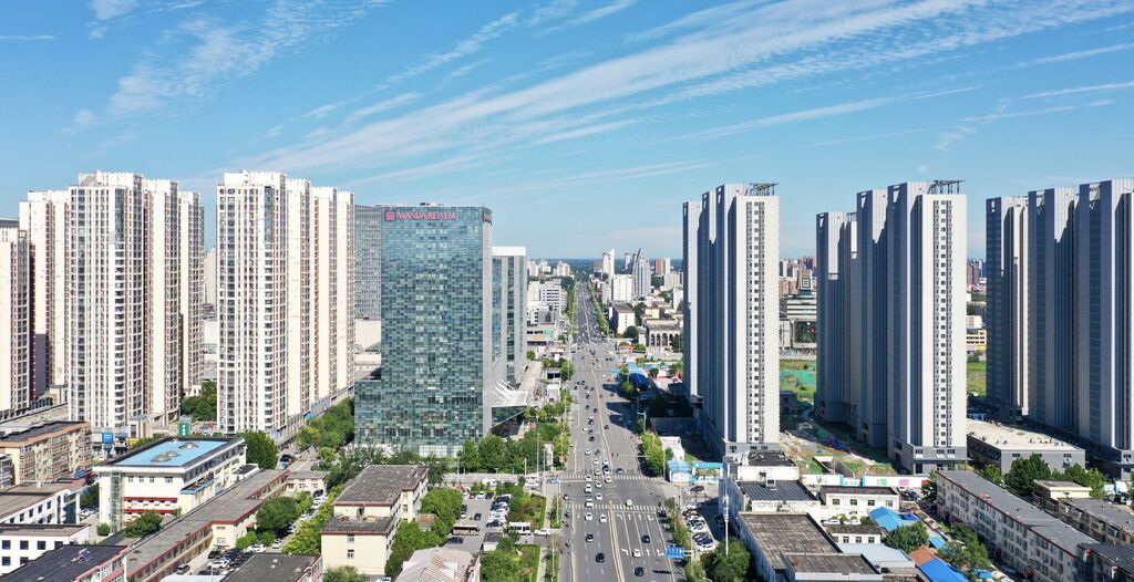 建设中的北京大兴国际机场临空经济区廊坊片区  图片由廊坊日报社提供