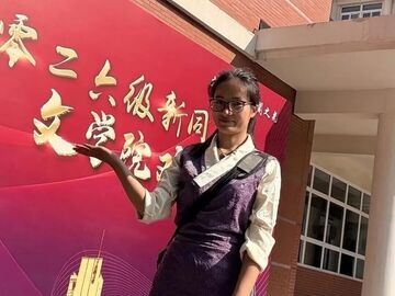读懂南开博士根色扎格，先读懂藏乡“放牛娃”成长路上的光丨新闻两点论