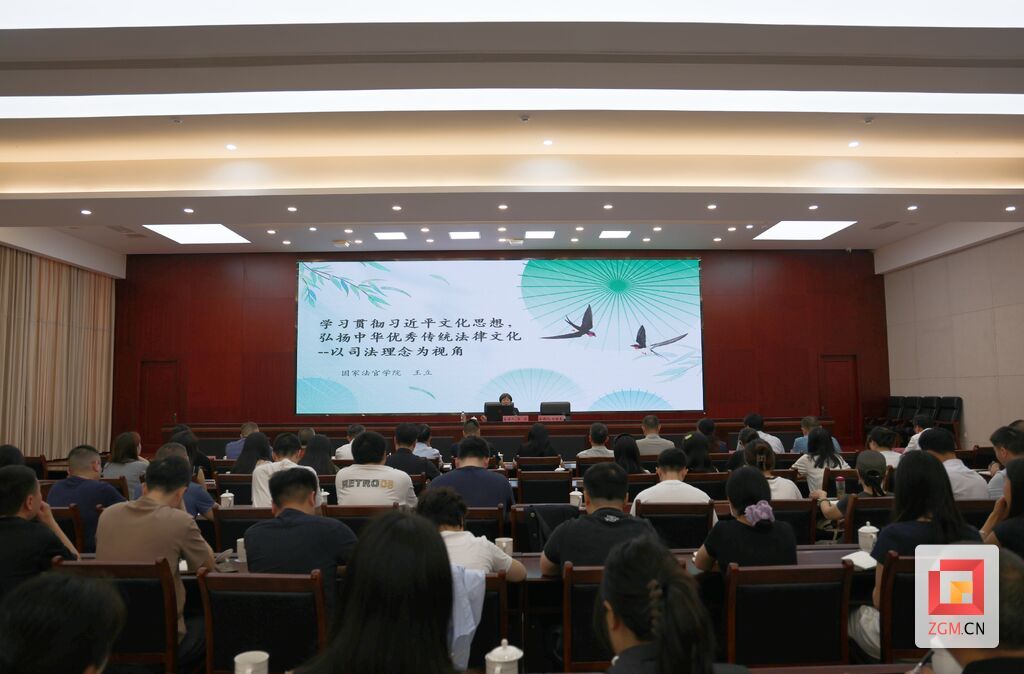 王立2.jpg