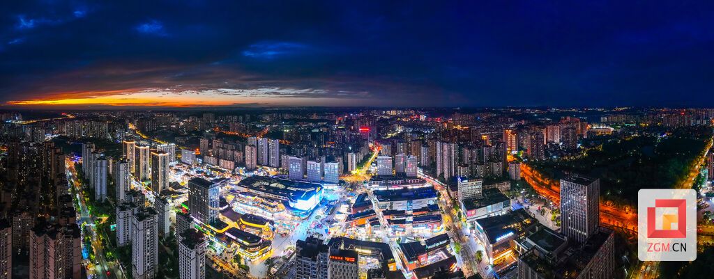 天倾橘色染华商 记者 宋姿熠 摄.jpg