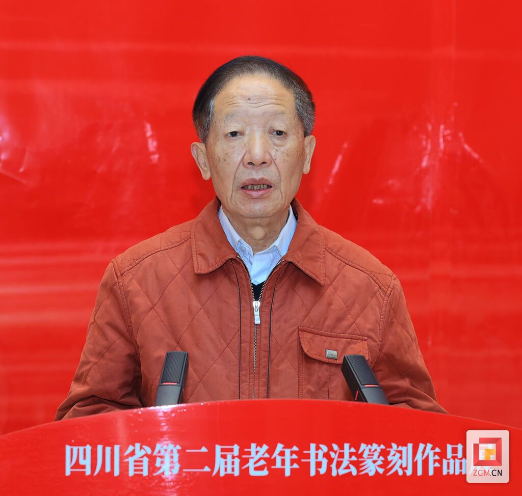 5徐世群宣布開幕.jpg