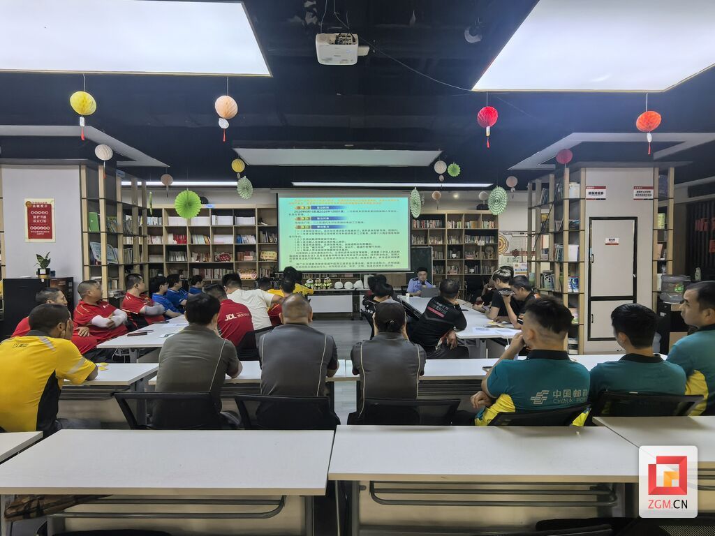 安全培训 记者 陈行 摄.jpg