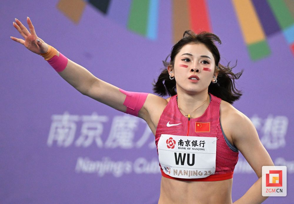 中国选手吴艳妮以1258分超越日本名将田中佑美,首次成为亚洲第一。.jpeg